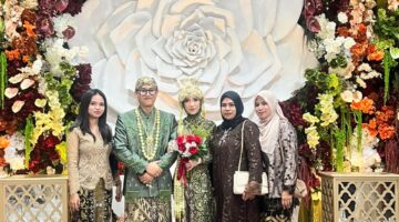 Menuju Keluarga Sakinah, Rini Anggraeni dan Azhar Dzulfiqar Resmi Menikah di Bandung